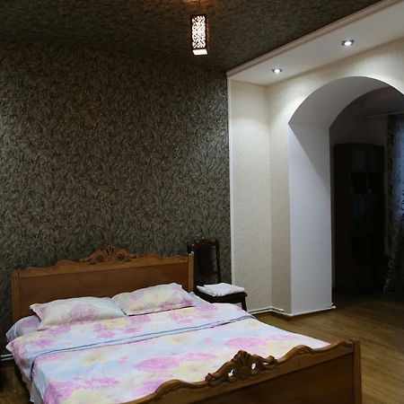 Srtashyan Apartments - Gorky Street 기우므리 외부 사진