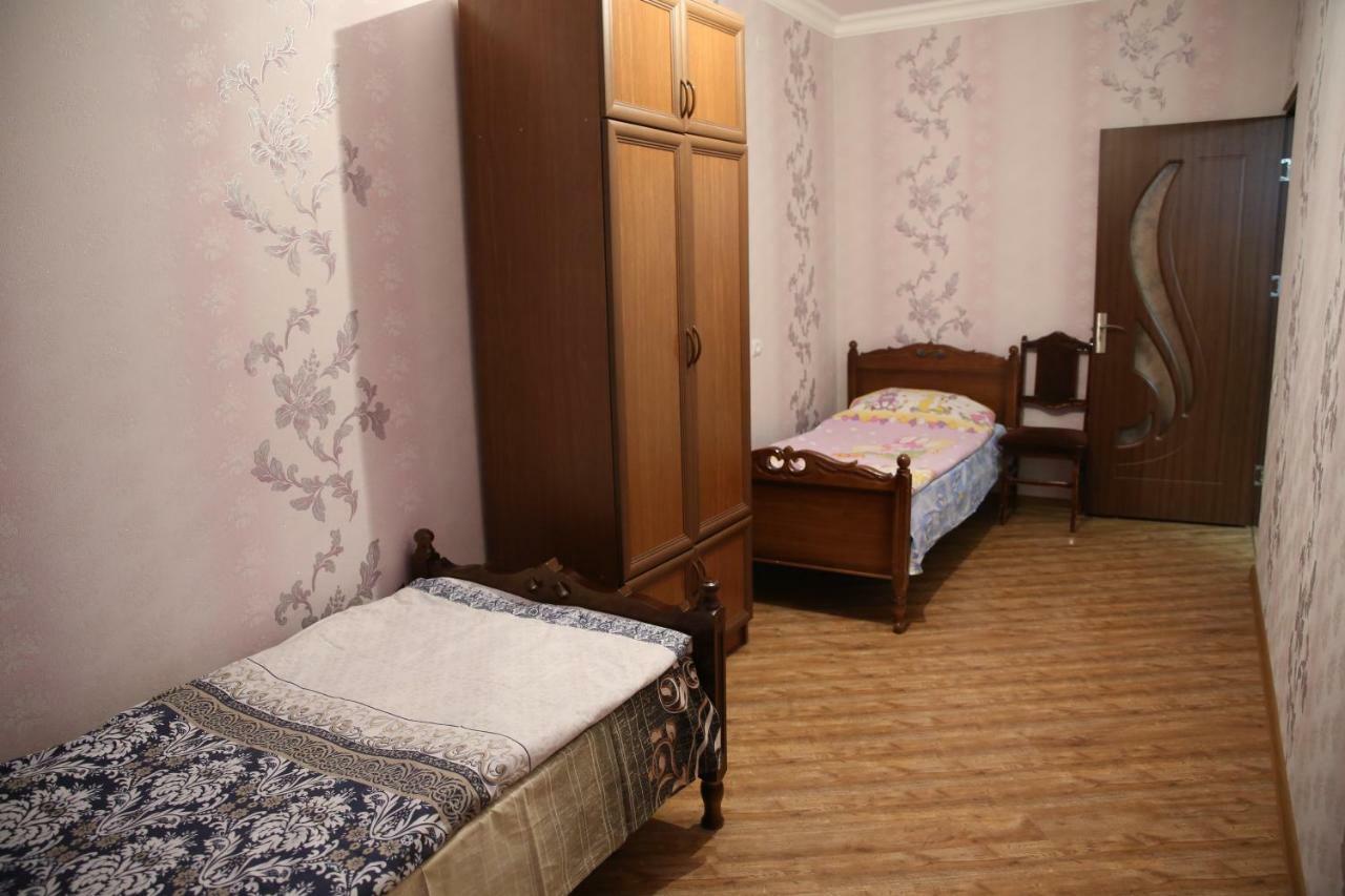 Srtashyan Apartments - Gorky Street 기우므리 외부 사진